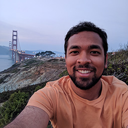 Ashif Nawab at the Golden Gate Bridge